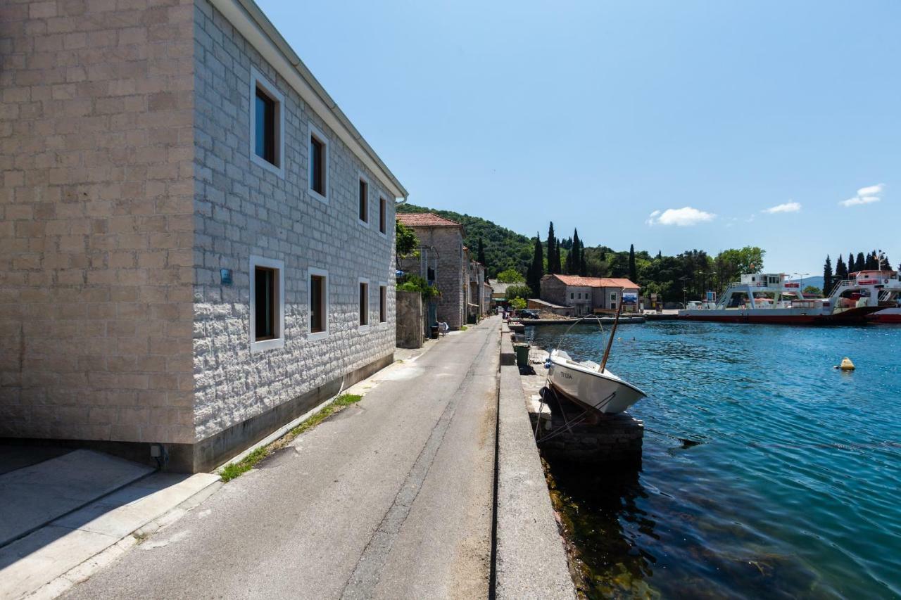 Romeo And Juliet Apartments Tivat Zewnętrze zdjęcie