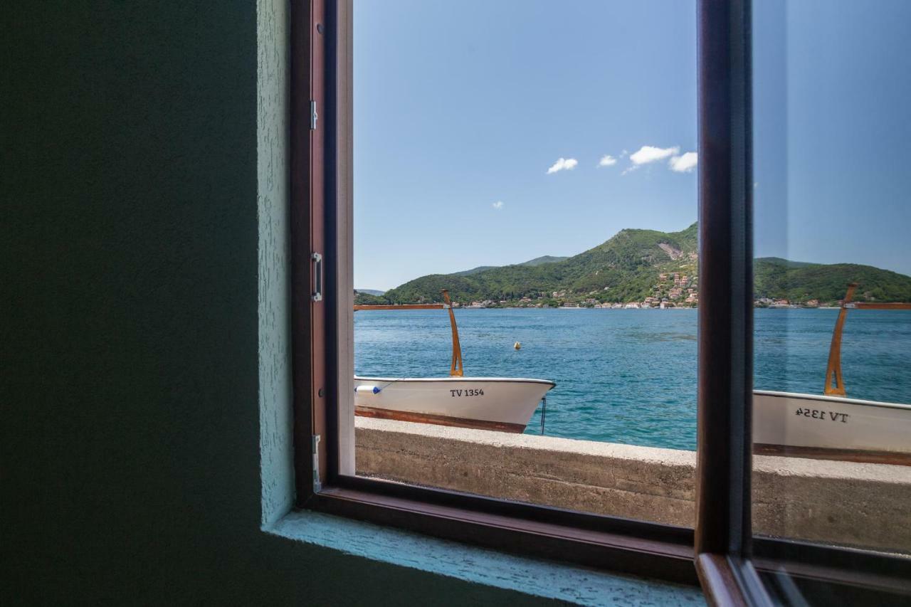 Romeo And Juliet Apartments Tivat Zewnętrze zdjęcie